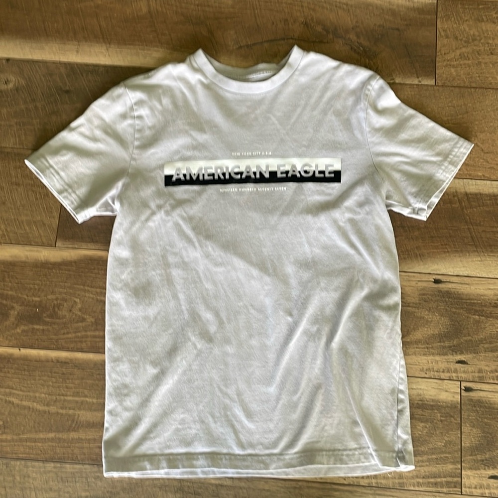 American eagle t-shirt